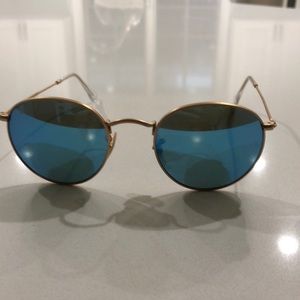 Ray ban sunglasses, Polarize. Blue lenses
